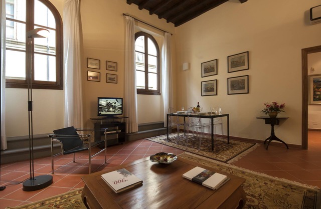San Miniato Apt - Luxury Apartments at 20 steps from Duomo; Elevator equipped.