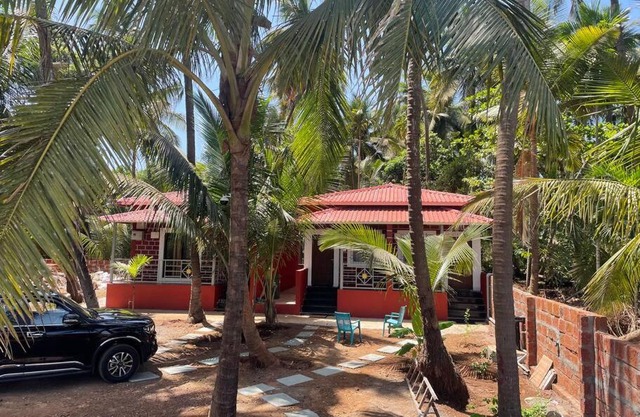 Sandcastle Cottages 2 AC - WiFi - SmartTV - Parking - Diveagar