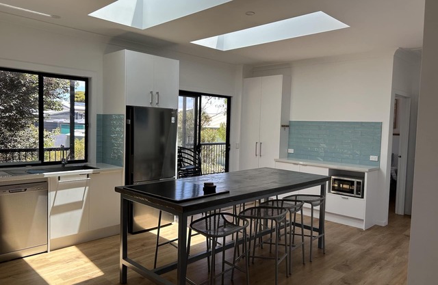 Sandy Daze - New Single Story Holiday Home