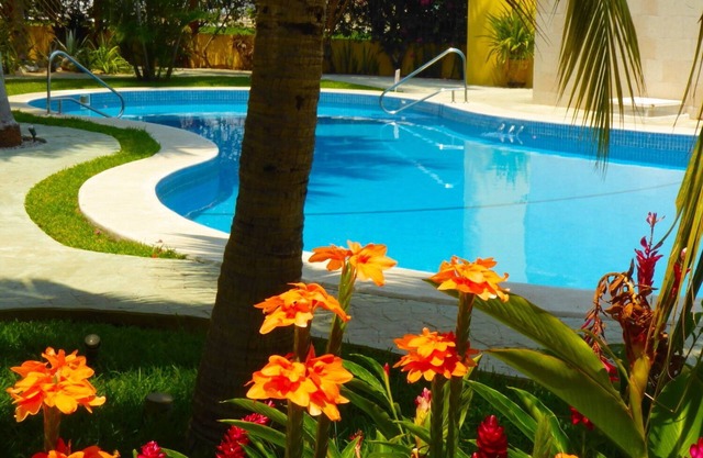 Santa Cruz, Huatulco - Stylish & Cozy Condo, Minutes From The Beach & Marina