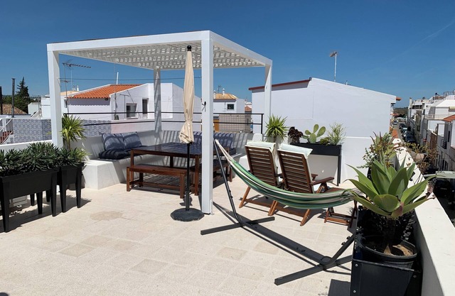 SANTA LUZIA Townhouse | 2 Bedrooms | Terrace | BBQ