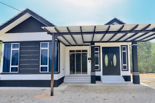 Santai Rhuteng Homestay