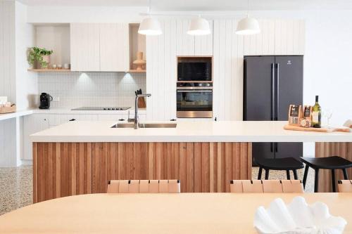 Santorini on Sands, a Sellicks Beach paradise