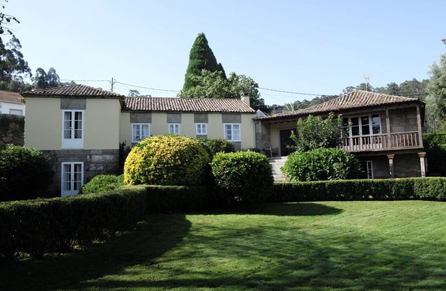 Sanxenxo: Family country house with 6 bedrooms and six bathrooms
