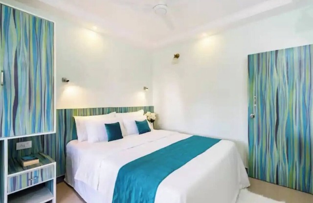 Sapna Homes 1 Bedroom apt-2, 5 min walk to beachnn
