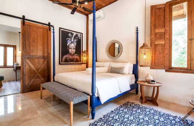 Sapphire Deluxe Joglo Suite