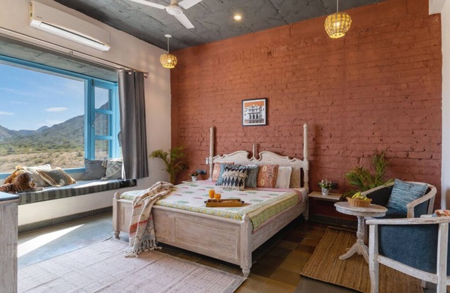 Sapphire Villa by Ebony Stays | 6 BHK Luxury Pool Villa in Udaipur