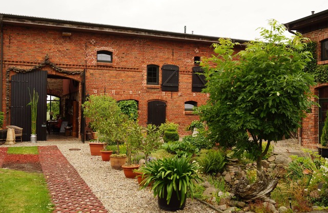 -Saustall- with outdoor pool