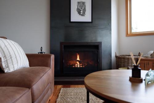 Scenic Getaway with Breathtaking Water Views