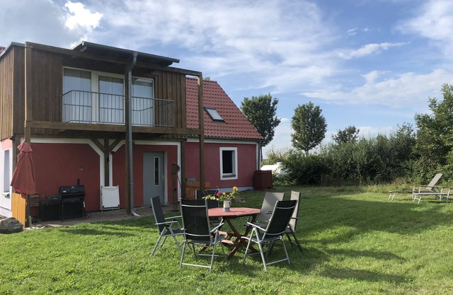 Schönes Ferienhaus mit Großem Garten, Weitem Blick und Viel Natur