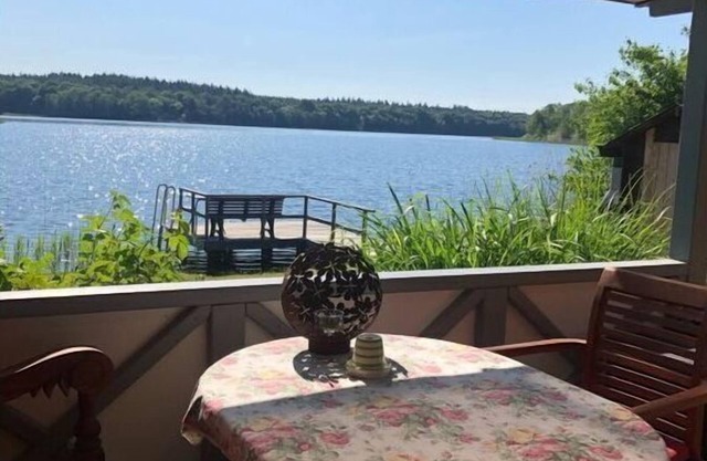 Schaalseehobbit Modern retreat