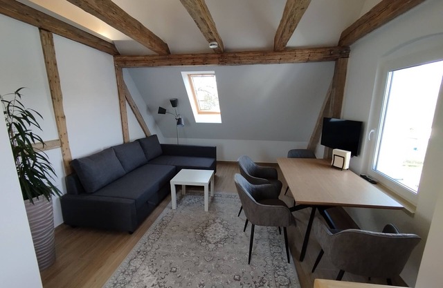 Schwalbennest am Storchenradweg