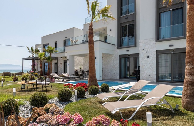 Sea Residence -Three bedroom Villa with Private Pool