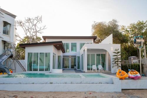 Sea Sand Sun Pool Villa cha-am