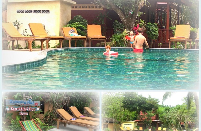 Sea View Beach House: One minute walk to beach, full kitchen, authentic design