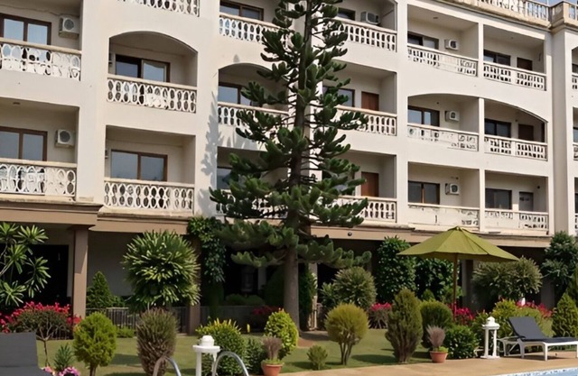 Sea View, Luxury 2BHK Apartment, Dona Paula with AC, WiFi