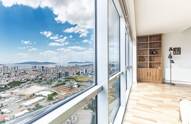 Sea View New Built Residence, 3 min to Metro