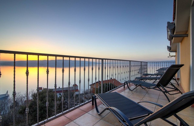 Sea View Panorama Penthouse, Senj, Croatia