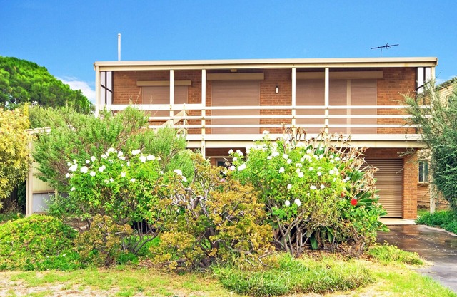 Seaborne Escape ~ Port Willunga - Cosy and Affordable Accommodation in a Great Location