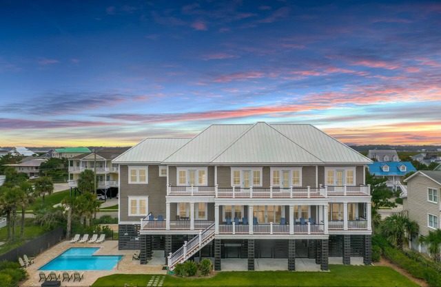Seaductress 7 Bedrooms, Oceanfront