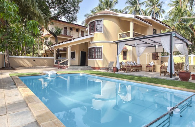 Seas the Day at Villa Calangute Phase 3-Swimming Pool, Kids Pool & Pergola #Goa
