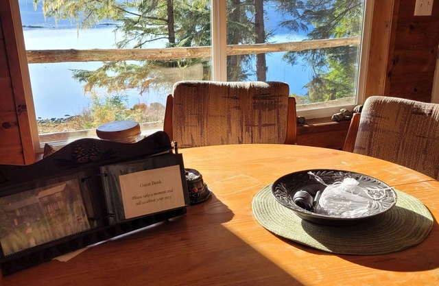 SEAS THE DAY! Naukati Bay Waterfront Rental. n