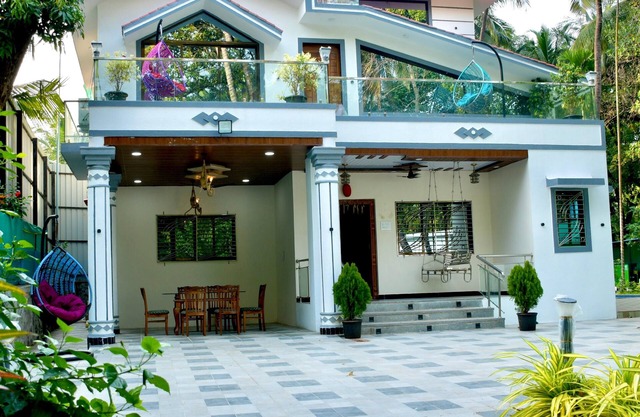 SEA’S THE DAY VILLA I 5BHK 300m FROM AWAS BEACH