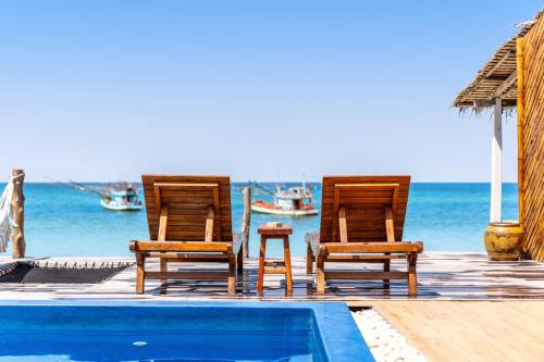 SeaSalt BeachFront Holiday Home, Private pool, 2 Bedroom house