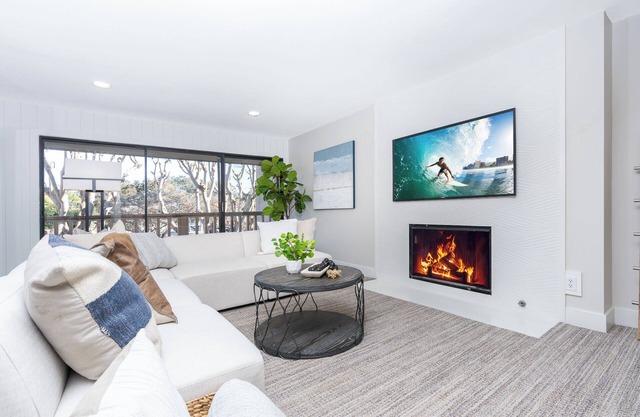 Seascape Sur Luxurious remodeled 2-bedroom 1 story condo with split system AC