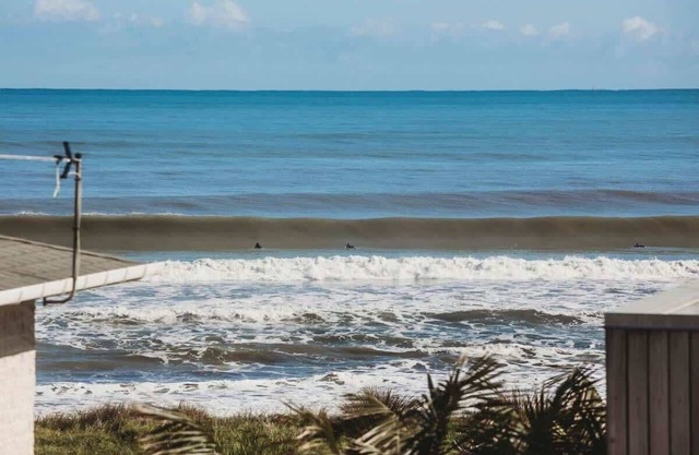 Seaside Family Bach Near Beaches New Plymouth