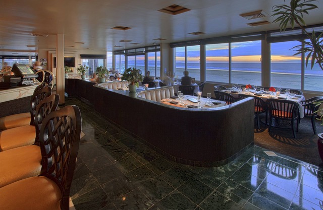 SeaVenture Beach Hotel