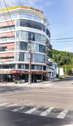 Seaview balcony Son Trang apt Hotel