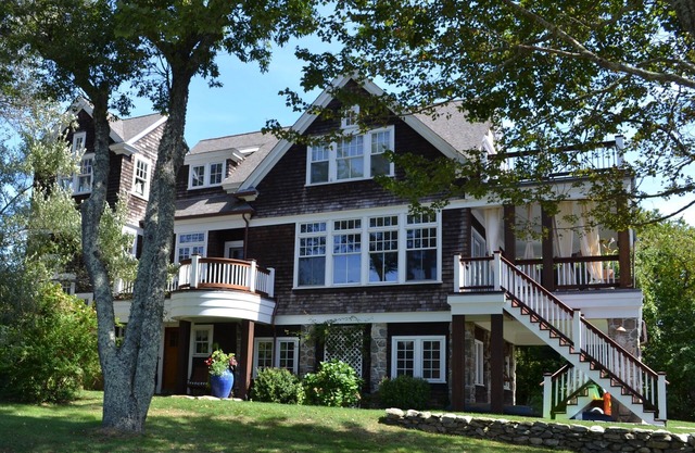 Secluded, Luxurious Getaway, Escape The City W/Private Beach & Waterfront Dock