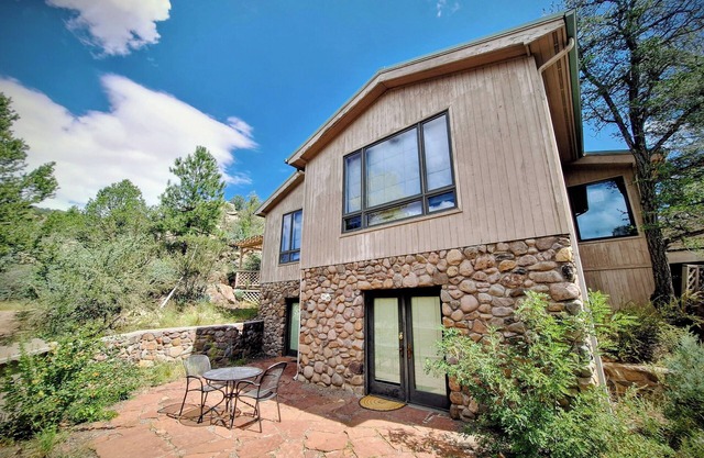 Secluded & Luxurious Mountain Sanctuary Near Gila Wilderness!