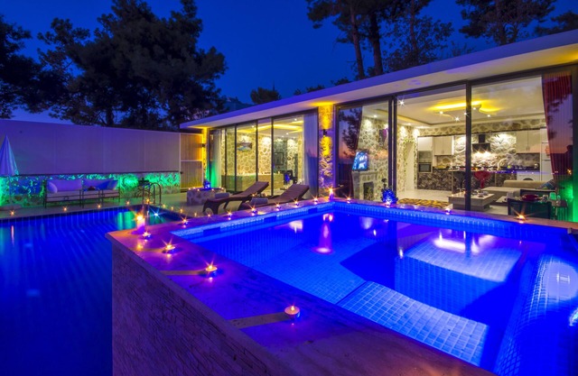 Secluded Luxury Honeymoon Villa in Üzümlü Village , nr. Kalkan, with Indoor Pool
