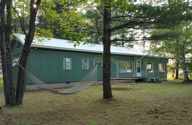 Secluded Retreat w/river access near Lake Superior Beach and Pictured Rocks