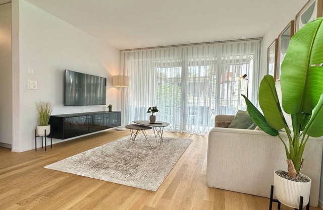 Seeland Bijou Apartment - 2 bed