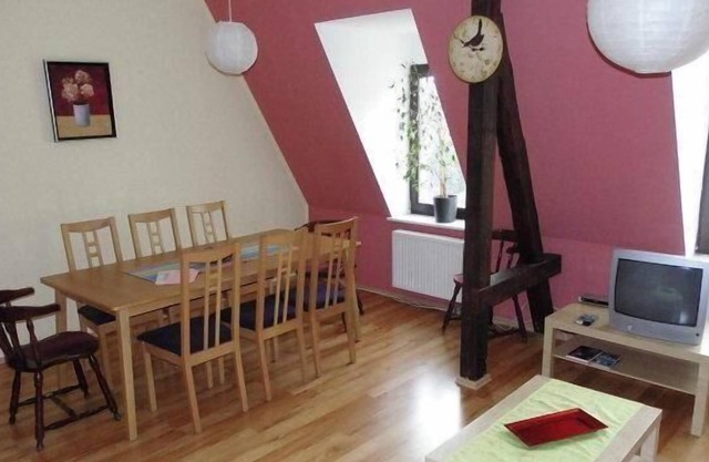 Sehr schöne 4 Raum Maisonette-Fewo mit 100qm + zentral & preiswert - T9