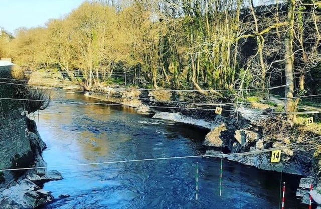 Selah Teifi spectacular river view with games room