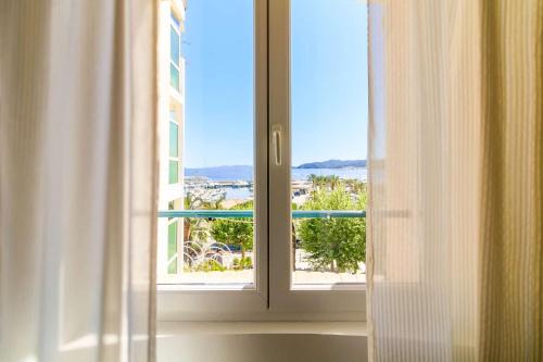 SELECT'soHOME - T3 vue mer - Centre ville avec place de parking - CALYPSO