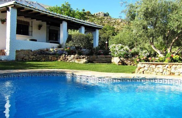 Self catering El Chorro Villas for 4 people