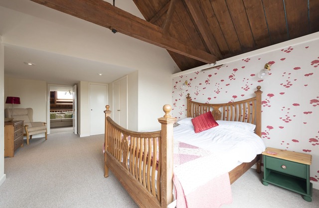 Self-Catering Farmhouse Cottage set in the Dorset Countryside (Pet Friendly)