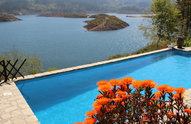 Self catering Quinta do Mosteiro - Ecofarm for 7 people