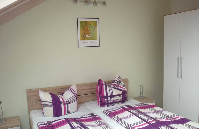 Semi-detached house Drossel - Semi-detached holiday home by the lake & forest