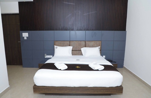 Senthur Inn Vellore By K Hotels