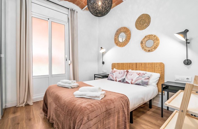 Serene apartment with AC in charming Gandia