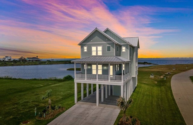 Serene Bayfront Home with Stunning Views