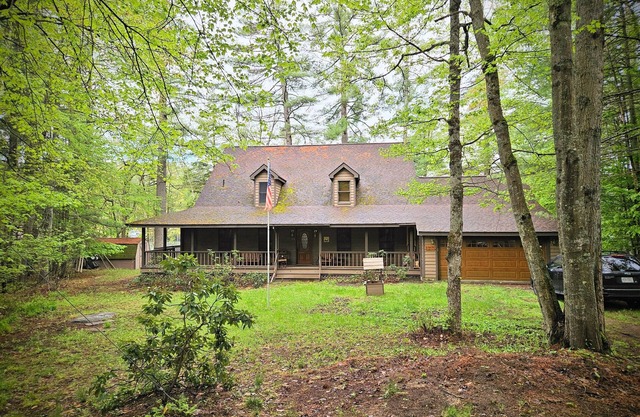 Serene Loon Lake Waterfront - Sleeps up to 10