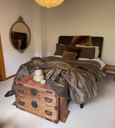 Serene Studio Retreat in Cygnet with Private Entrance