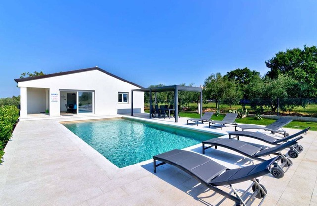 Serenity Majora Villa